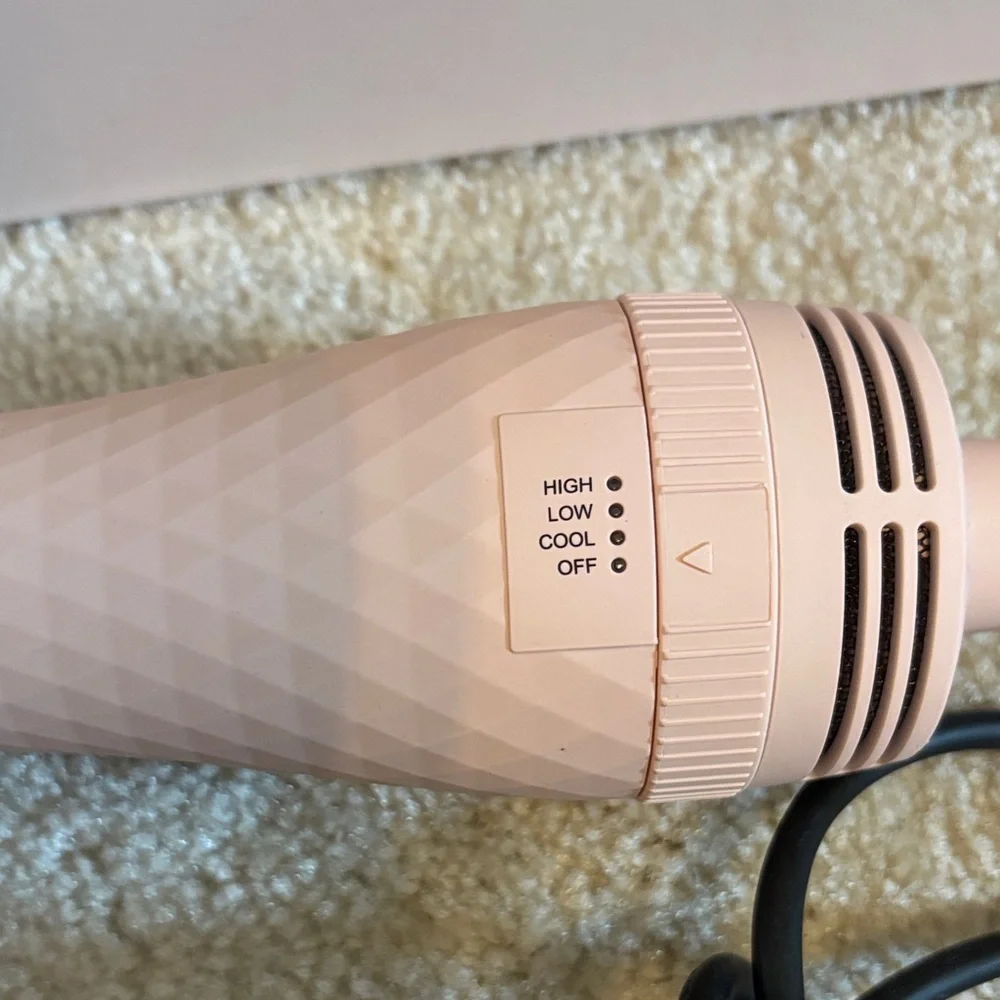 Lange Pink Round Hot Air Styling Brush